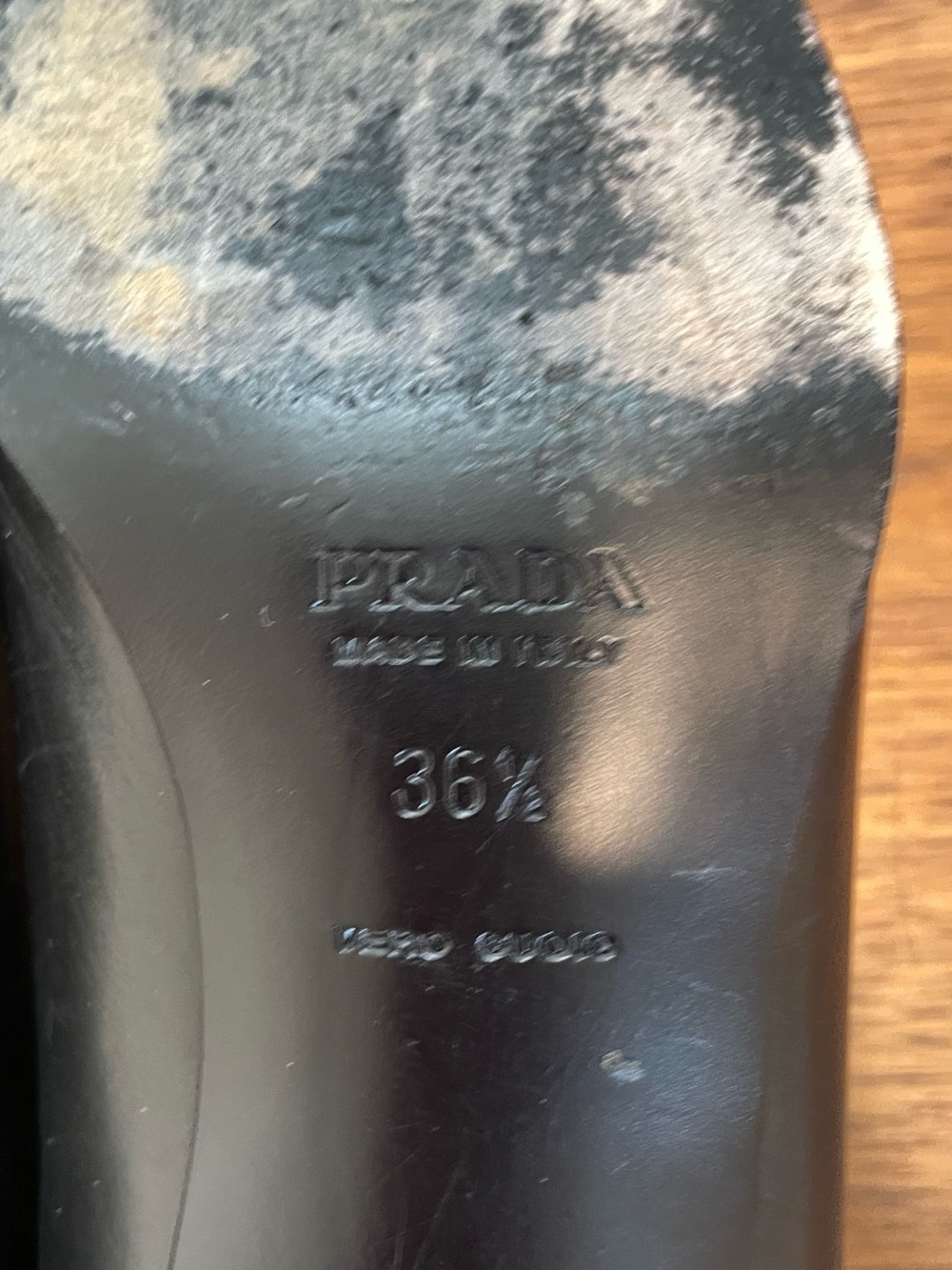 Vintage Prada Black Leather Square-Toe Pumps - Picture 6 of 6